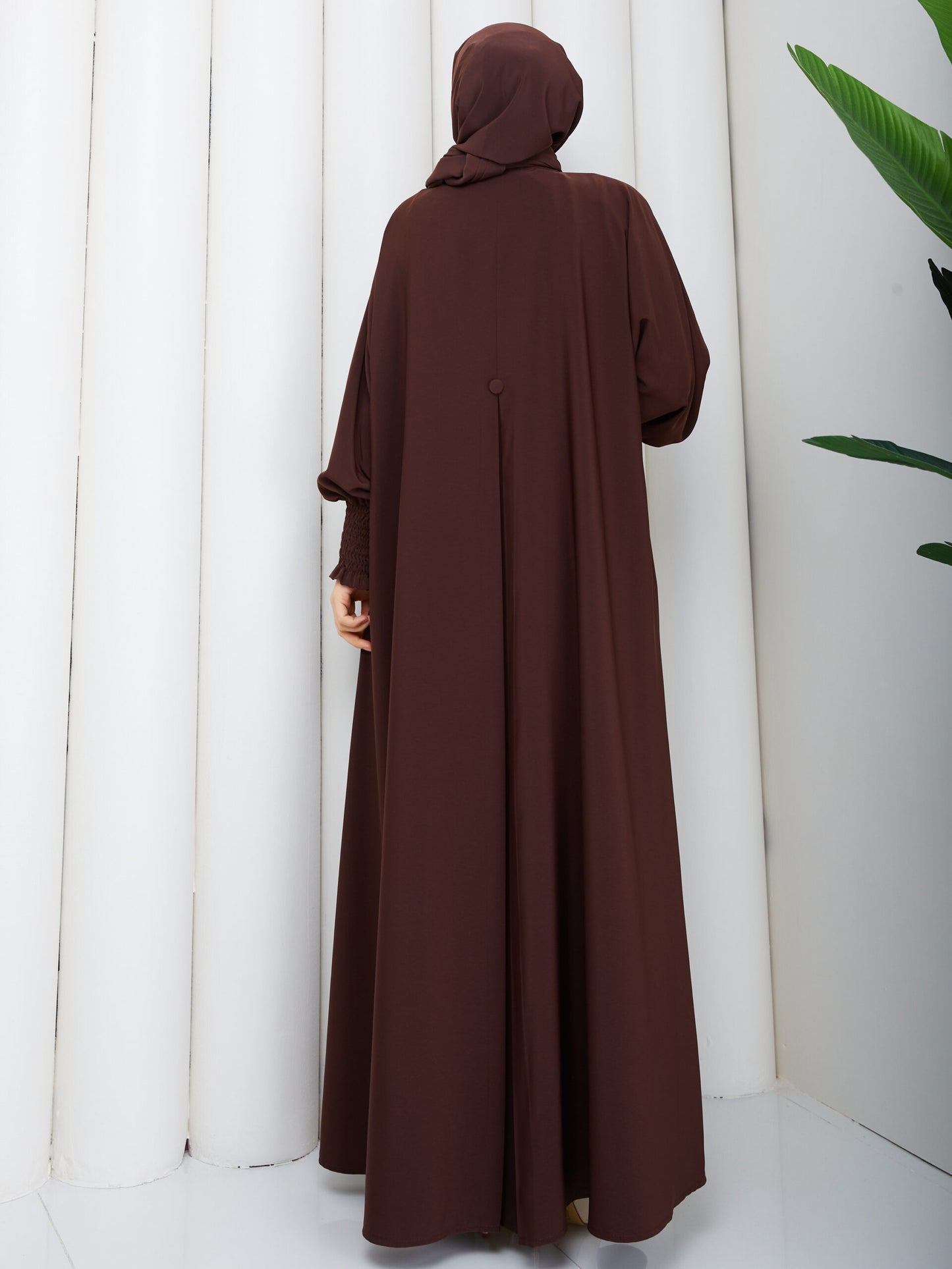 Sultan Abaya Acı Kahve stil detayı - Mayha Couture abaya