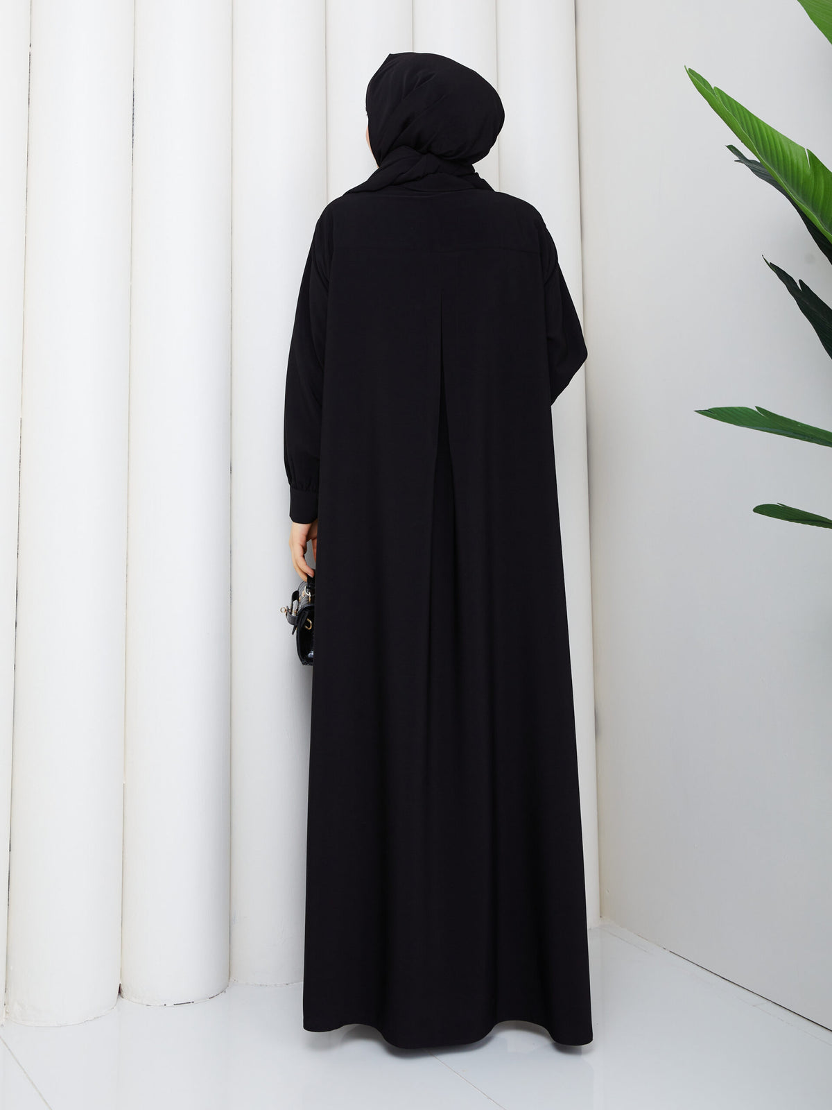 Zümra Abaya Siyah stil detayı - Mayha Couture abaya