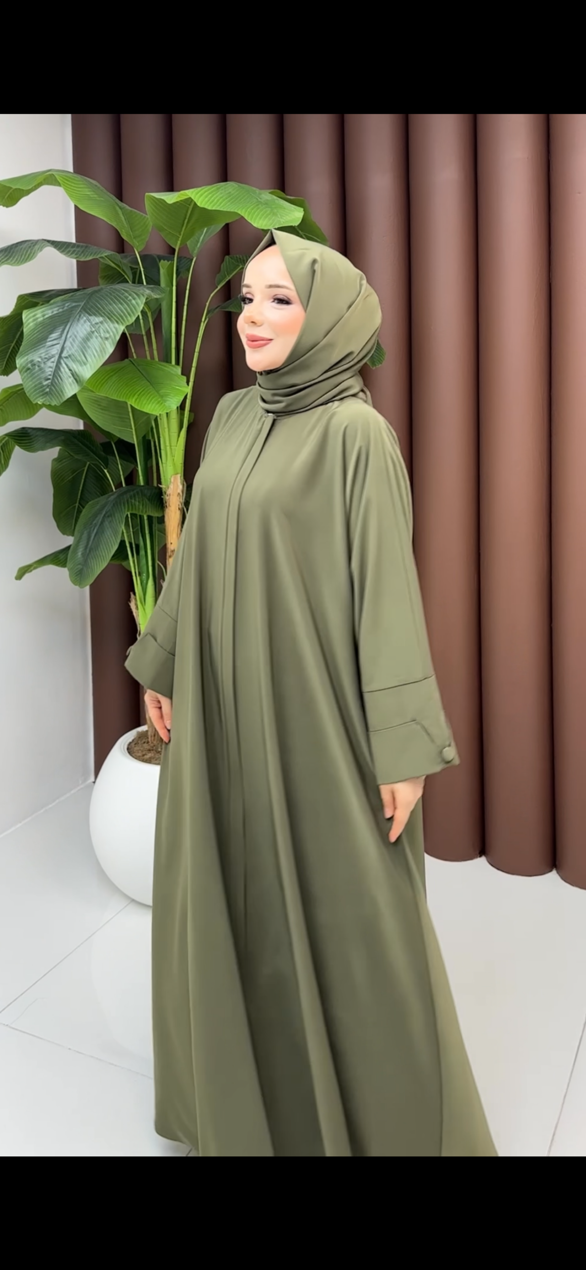 Liva Abaya Haki yan görünüm - Mayha Couture abaya