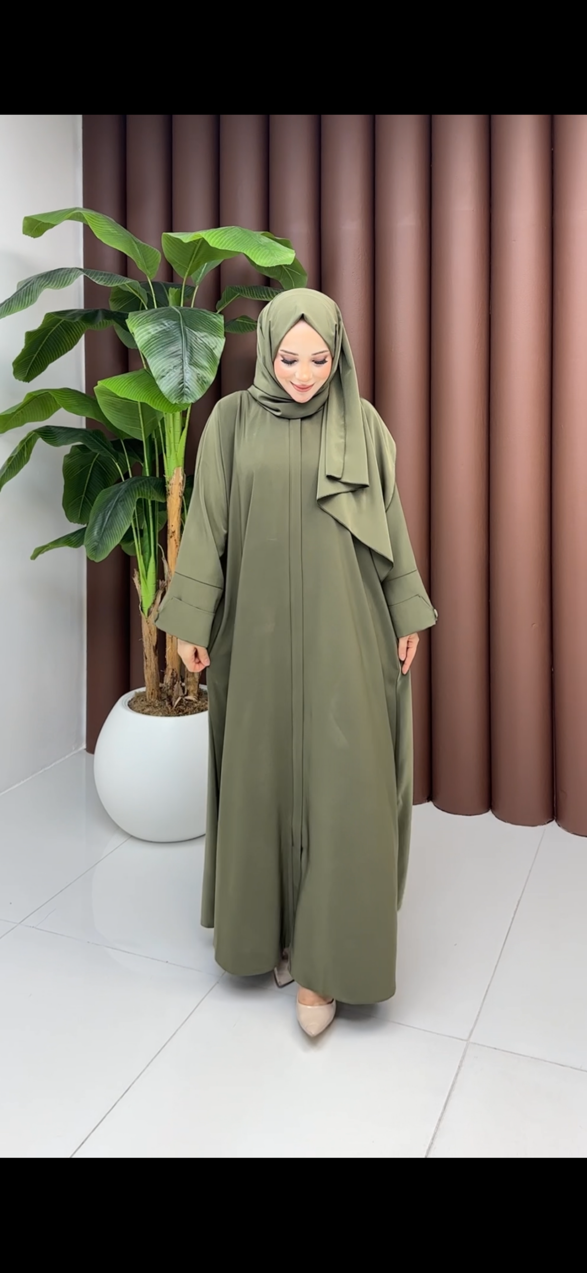 Liva Abaya Haki arka görünüm - Mayha Couture abaya