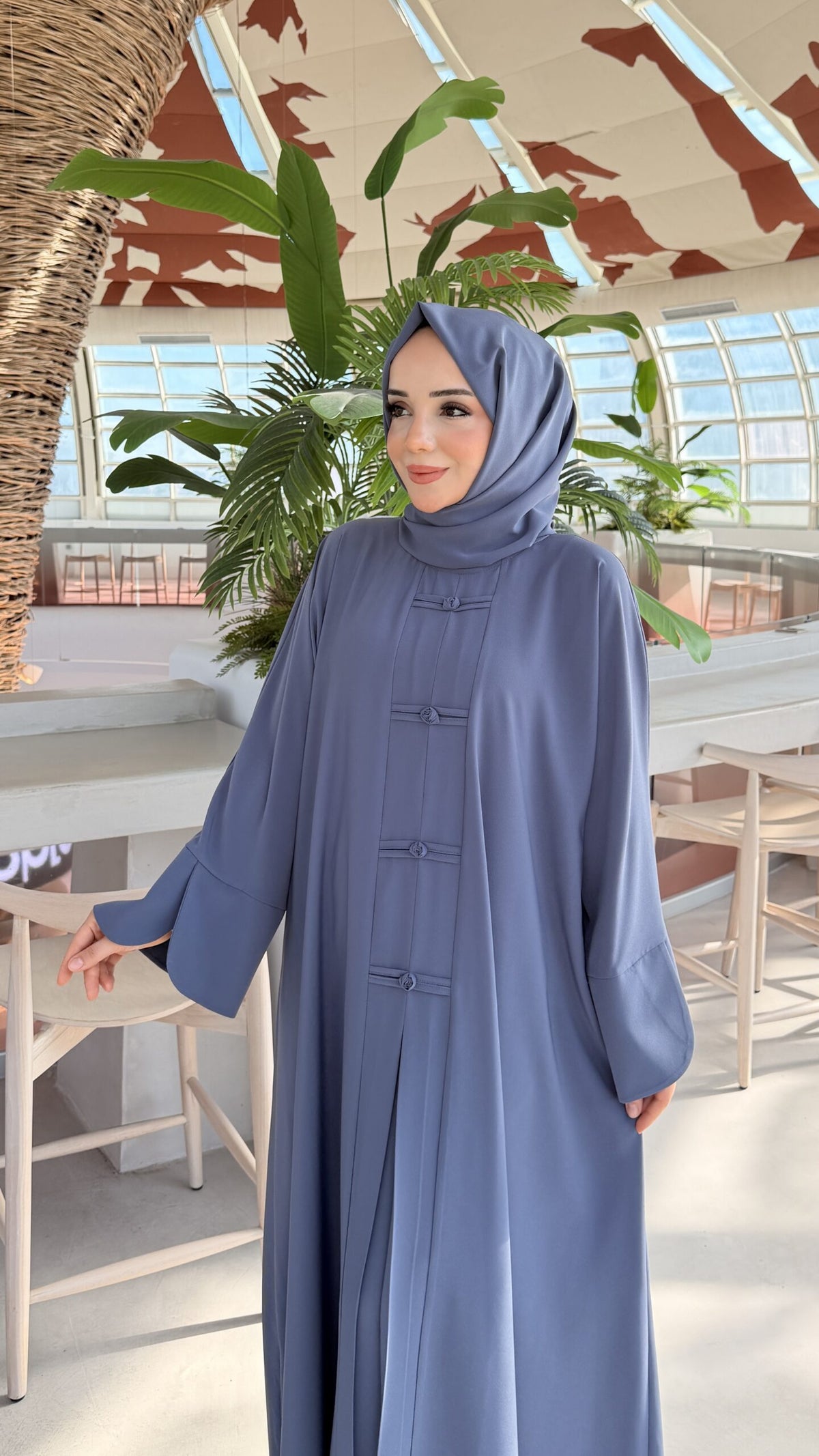 Hanzade Abaya Gri ön görünüm - Mayha Couture abaya