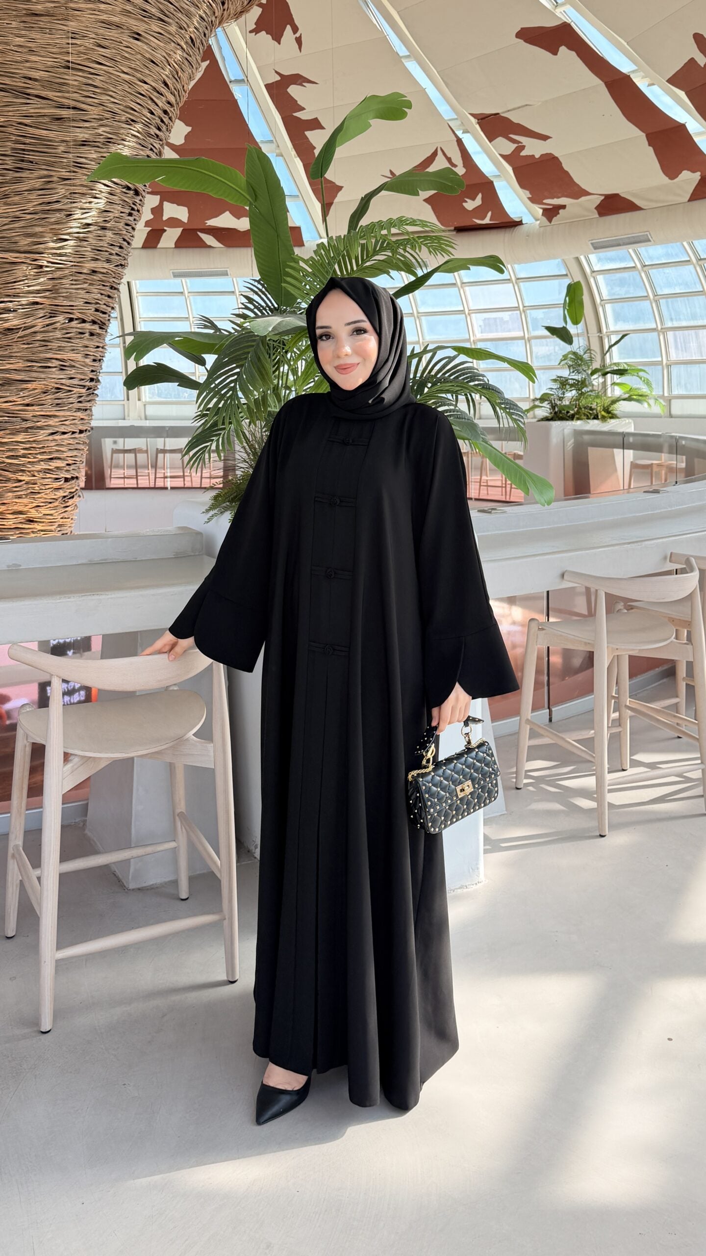Hanzade Abaya Siyah kumaş detayı - Mayha Couture abaya