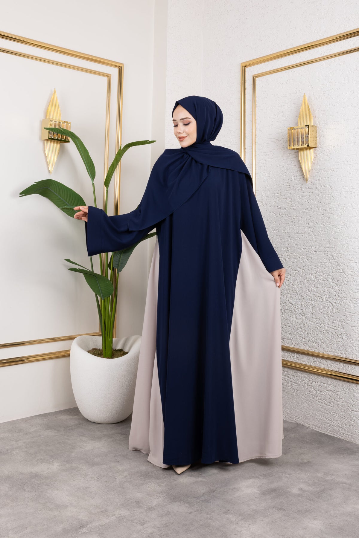 Hürrem Abaya Lacivert kumaş detayı - Mayha Couture abaya