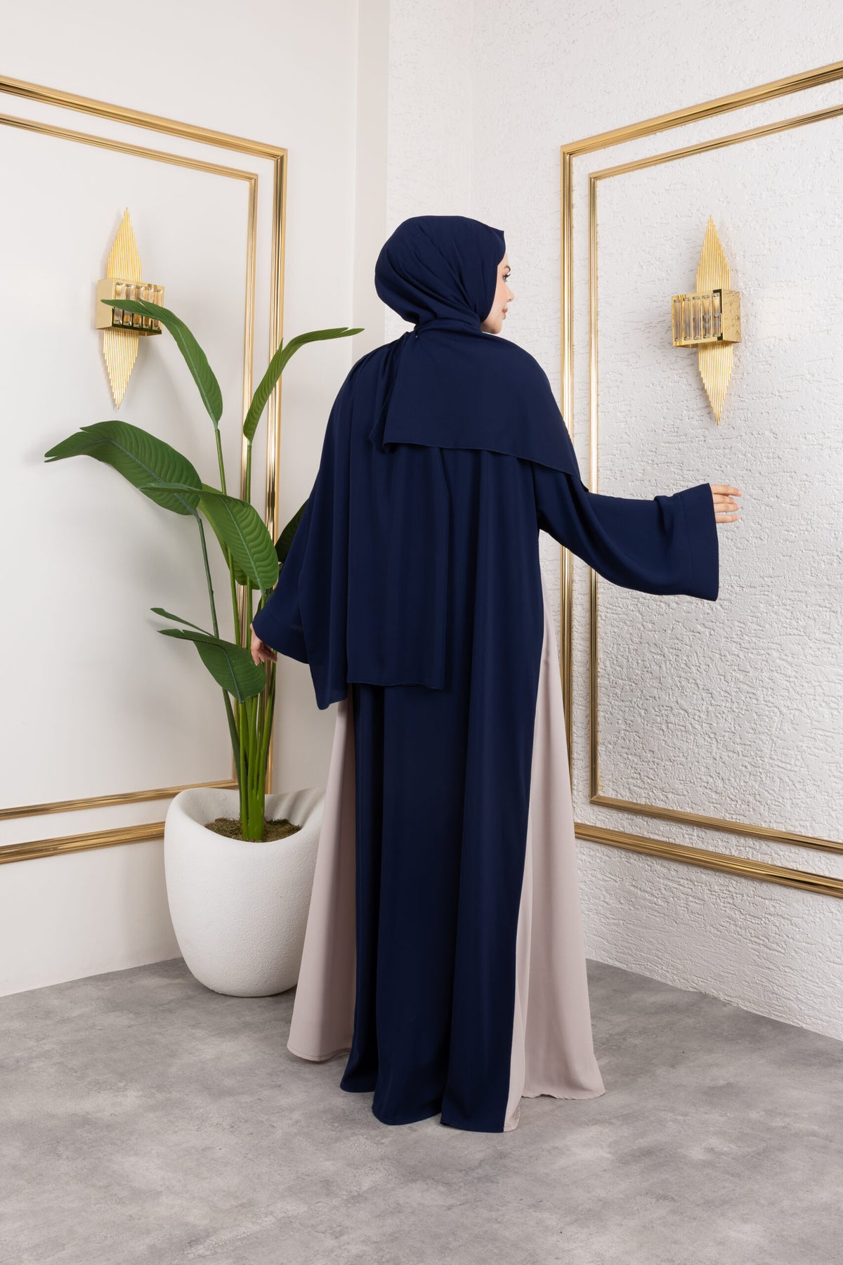 Hürrem Abaya Lacivert stil detayı - Mayha Couture abaya