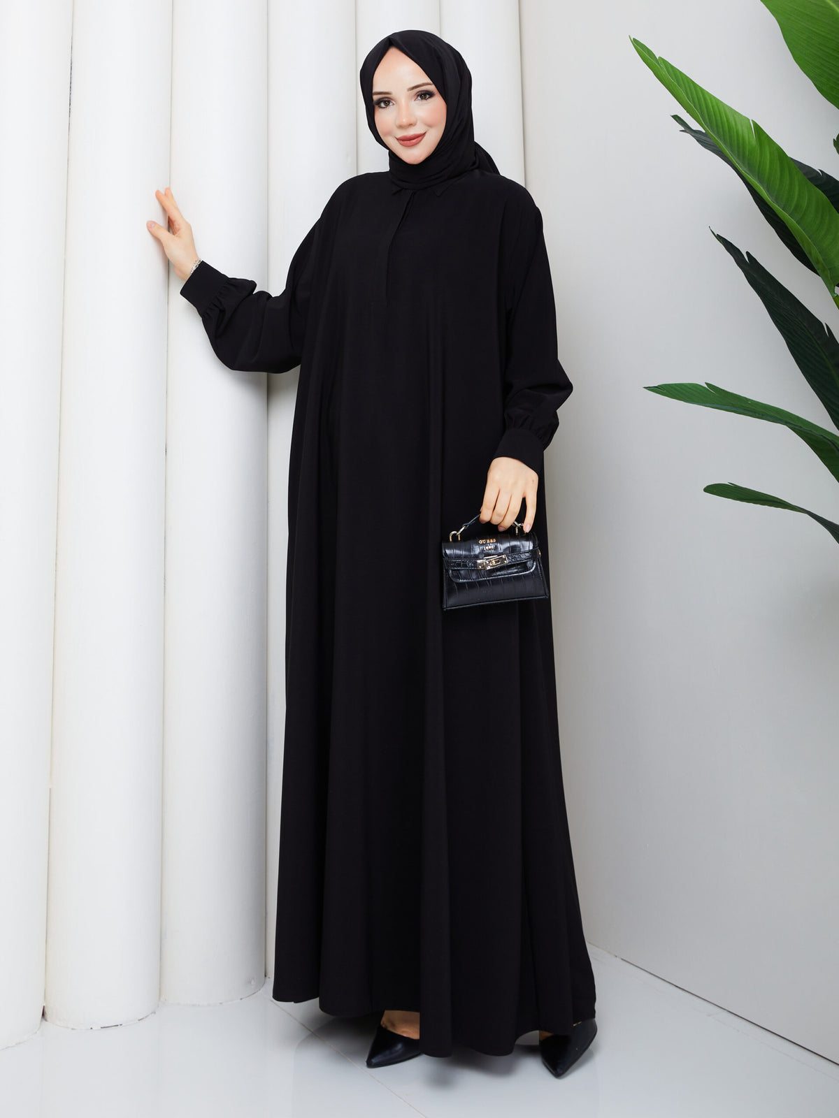 Zümra Abaya Siyah kumaş detayı - Mayha Couture abaya